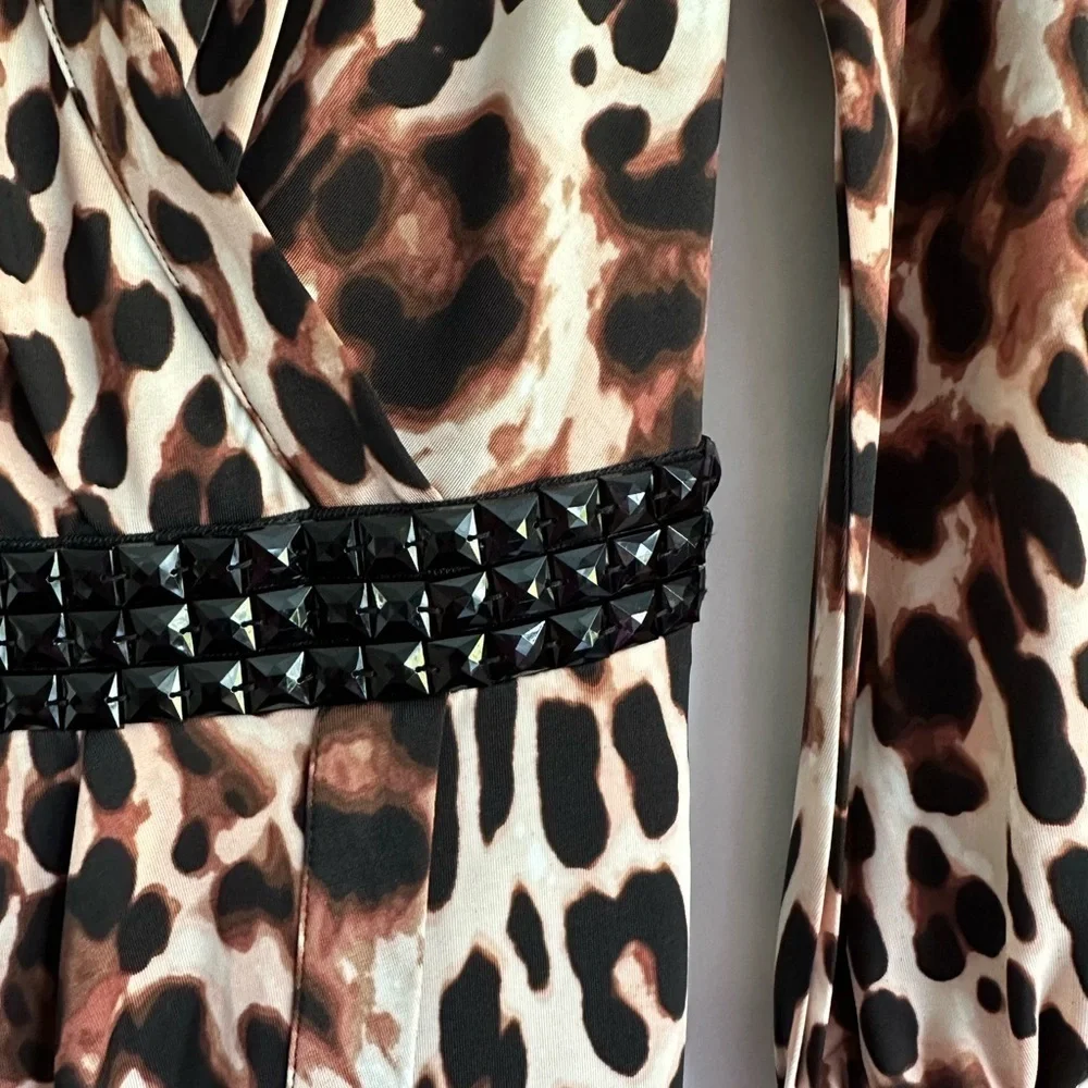 Bebe Leopard Print Mini Dress V-Neck Long Sleeve Beaded Waist Animal Print XS - Picture 3 of 5